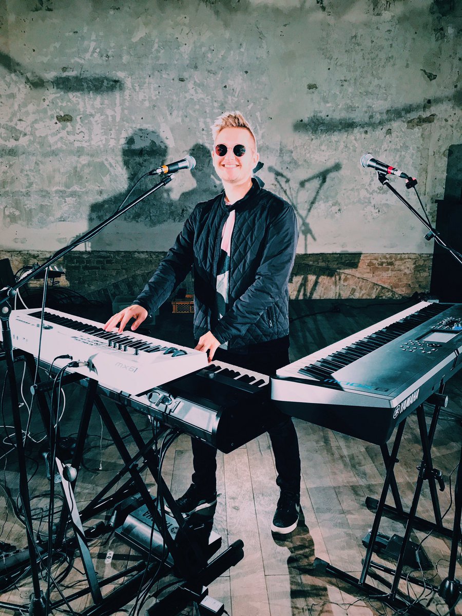 Gregers_music's tweet photo. Session in Berlin with @YamahaMusicEU 🔥#1stMovement #Livesession #Gregers #Clubsoul #Funk https://t.co/0odc67KGgd