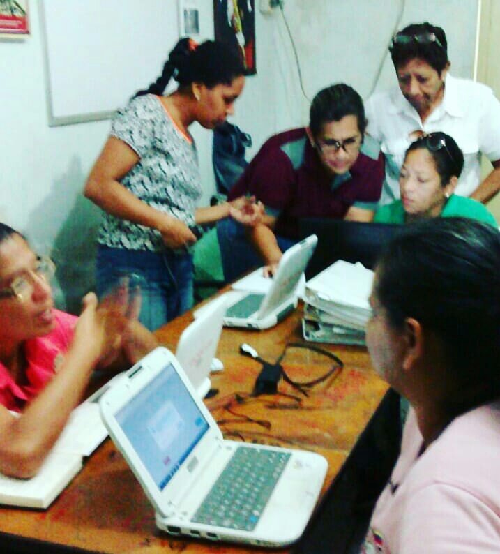 CDCE_JJMORA's tweet photo. Equipo aguerrido de Directivos #Nacionales #Estadales #Municipales y #Privados activados desde varios espacios para lograr 100% cargar la Matricula de Inicial de #JuanJoseMora
@MPPEDUCACION @SalaCarabobo @salasecretaria @genibercabrera @INICIALCARABOBO @DSECARABOBO https://t.co/E0gHQURZXS