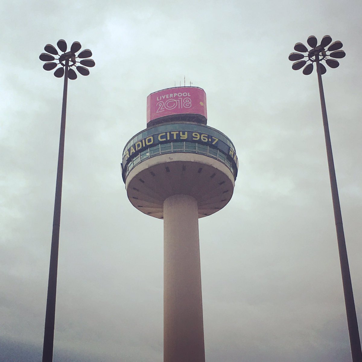EssJayB6's tweet photo. Gooood Morning Liverpool!
Ready for Day 2 of the #RSCMemCon2018 https://t.co/9JGbE5nA2h