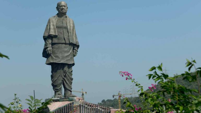 HelloRepair's tweet photo. Remembering the Iron man of India, #SardarVallabhbhaiPatel on his birth anniversary. 
#RashtriyaEktaDiwas
#SardarPatelStatue
#StatueOfUnity 
#WednesdayWisdom

- From Hello Repair Services https://t.co/y8KMVN0sxj