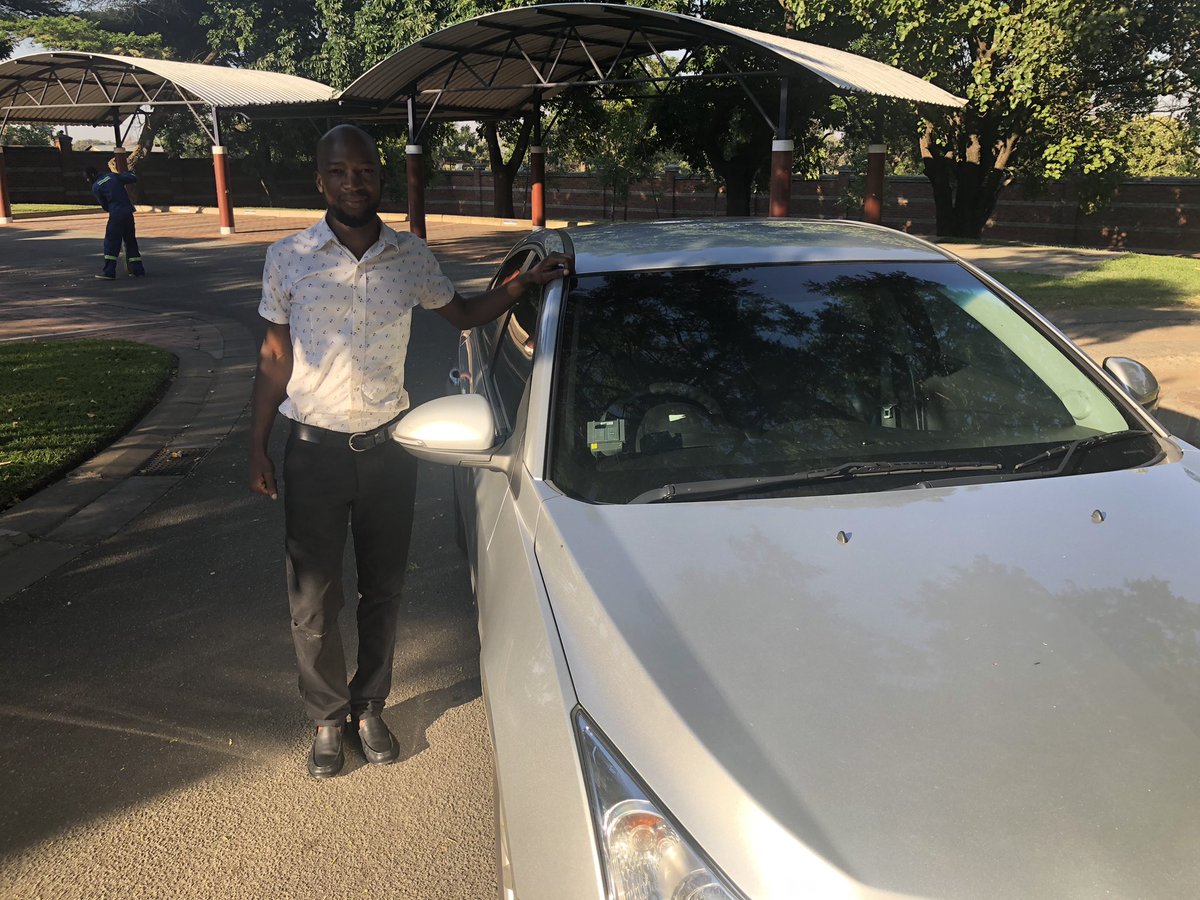 fayaz_king's tweet photo. Just completed my #Vaya ride to work this morning with Lee Musademba  vehicle reg. AEX 5395. On time, clean, polite, no stress ride. @econetzimbabwe @elevateyouthzw https://t.co/GI8oNhyZUq