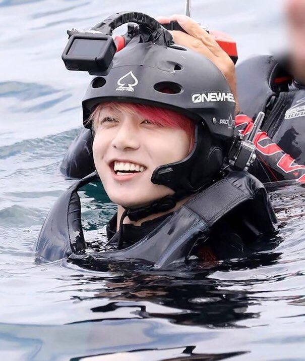 kookpiics's tweet photo. MY LITTLE BABY 😭💛 #JUNGKOOK #전정국 #정국 @BTS_twt https://t.co/RfyotoGjqS