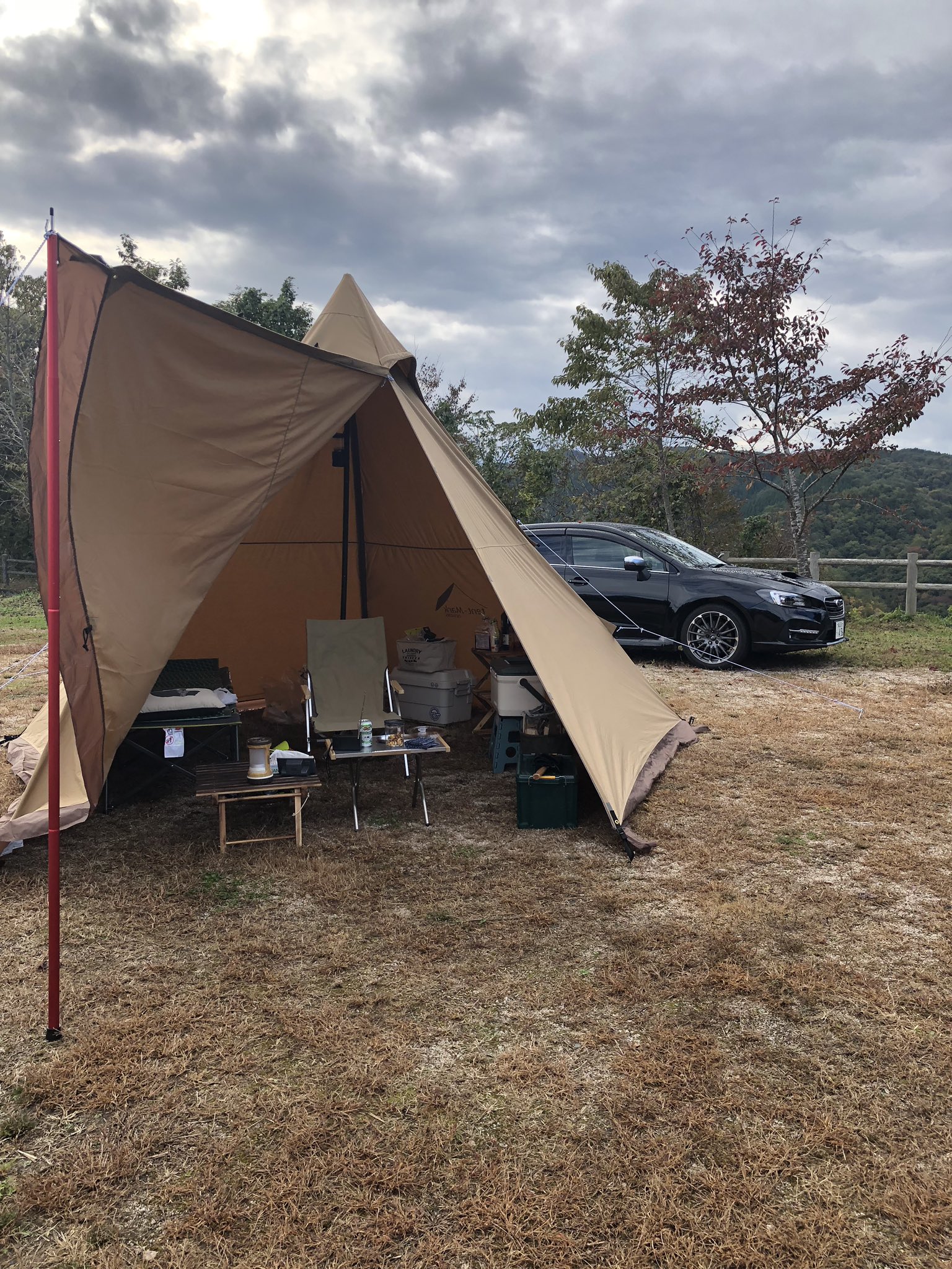 マユユ堂 岡山県真庭市北房もみじ公園キャンプ場でソロキャンプ 2 時々小雨も降るけど良い感じ 肌寒いのが心地いい ゆっくりします T Co Ivwwslonvf Twitter