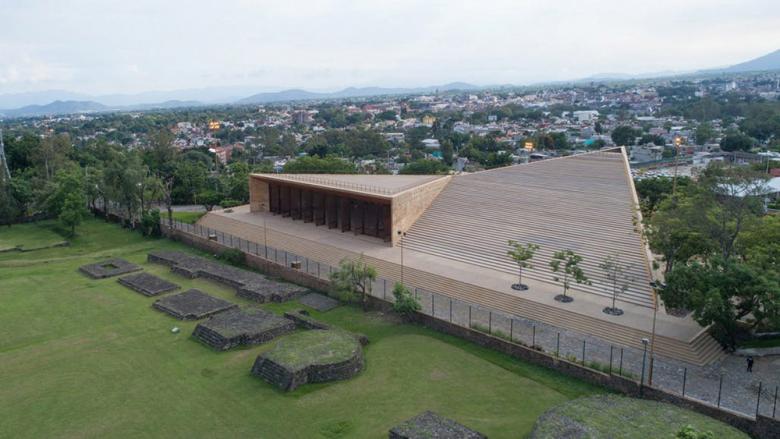 artinfodotcom's tweet photo. Triangular Teopanzolco Cultural Center by Isaac Broid + PRODUCTORA Wins Oscar Niemeyer Award
https://t.co/4gvcjNsE8M
#blouinartinfo #blouin #artinfo #news #triangular #teopanzolco #cultural #center #isaac #broid #productora #winsoscar #niemeyer https://t.co/0GrtgLOQ6U