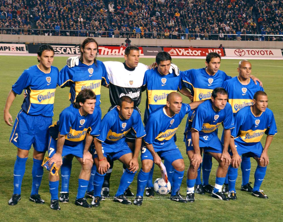 Boca Juniors team in the 2001TOYOTA European and South American