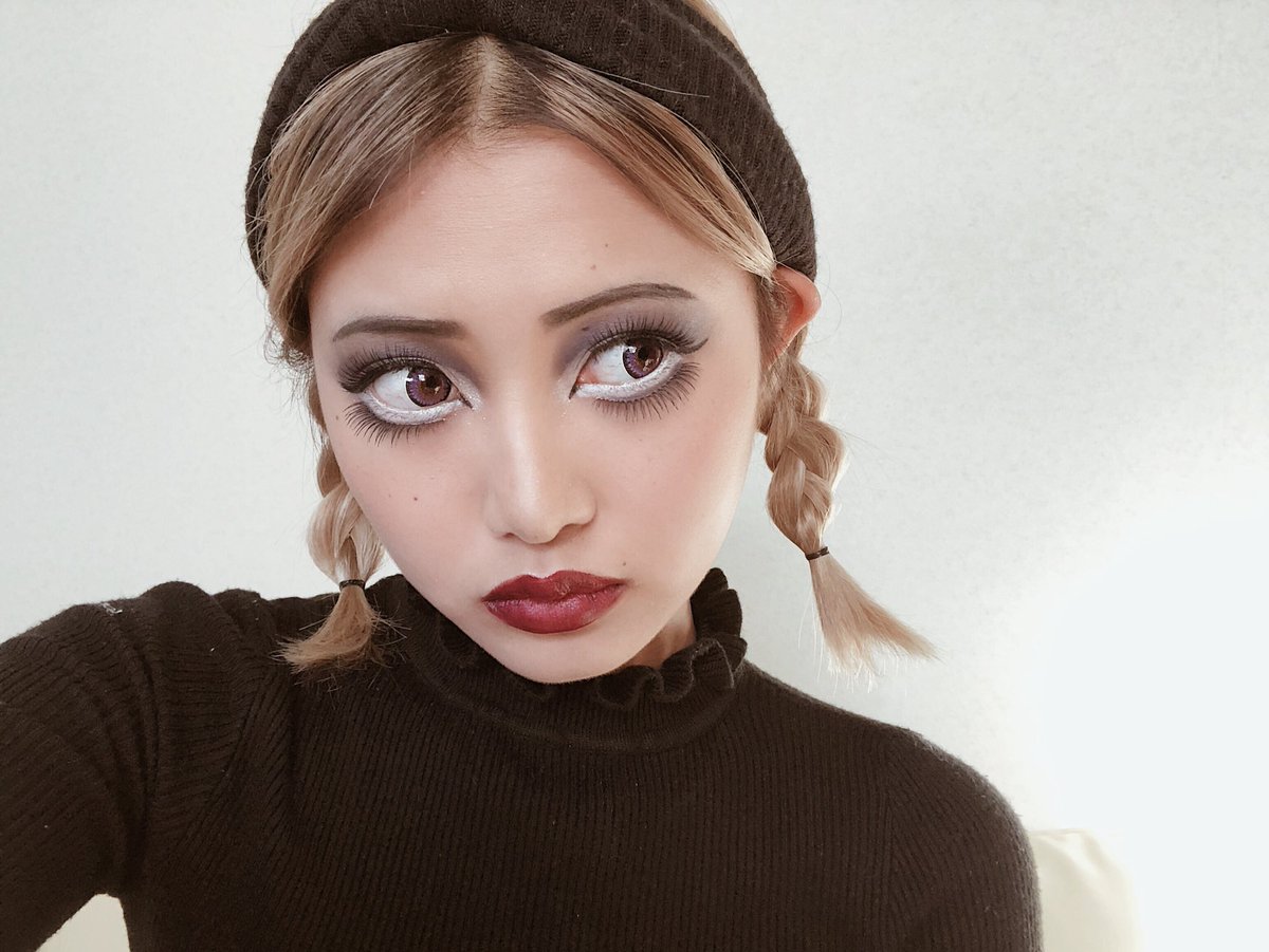 ハッピーハロウィーン🧟‍♀️🖤
お菓子くれなきゃイタズラするぞ🍘