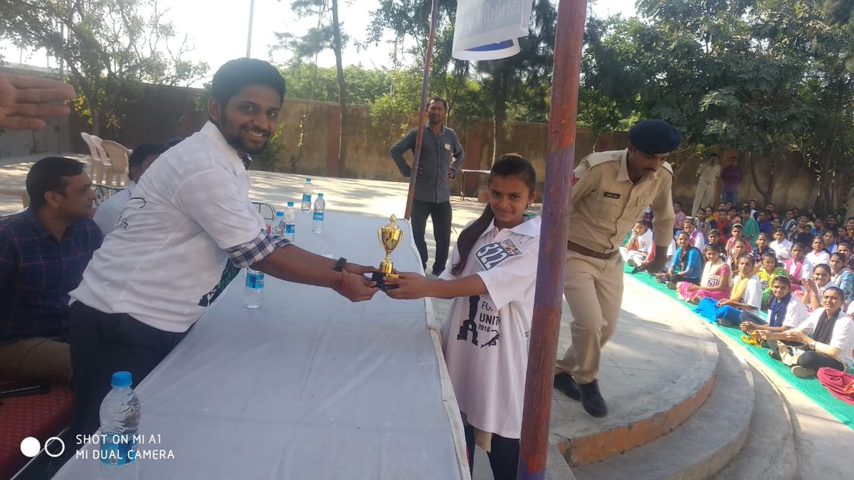 SutrapadaTdo's tweet photo. આજરોજ સુત્રાપાડા નગર પાલિકામા રન ફોર યુનિટી નું આયોજન કરેલ. https://t.co/LcUmRcLhfJ