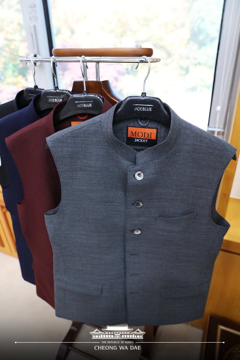 During my visit to India, I had told the Prime Minister @narendramodi that he looked great in those vests, and he duly sent them over, all meticulously tailored to my size. I would like to thank him for this kind gesture.