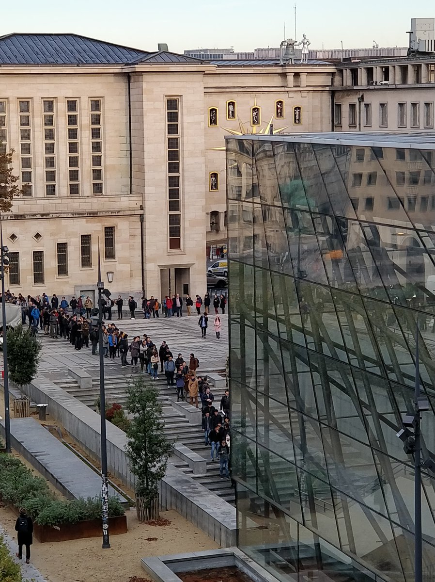 aadi_joshi's tweet photo. #EMNLP2018 Long queue at the start of the day today at #square #brussels #squarebrussels https://t.co/kqABWkzFeQ