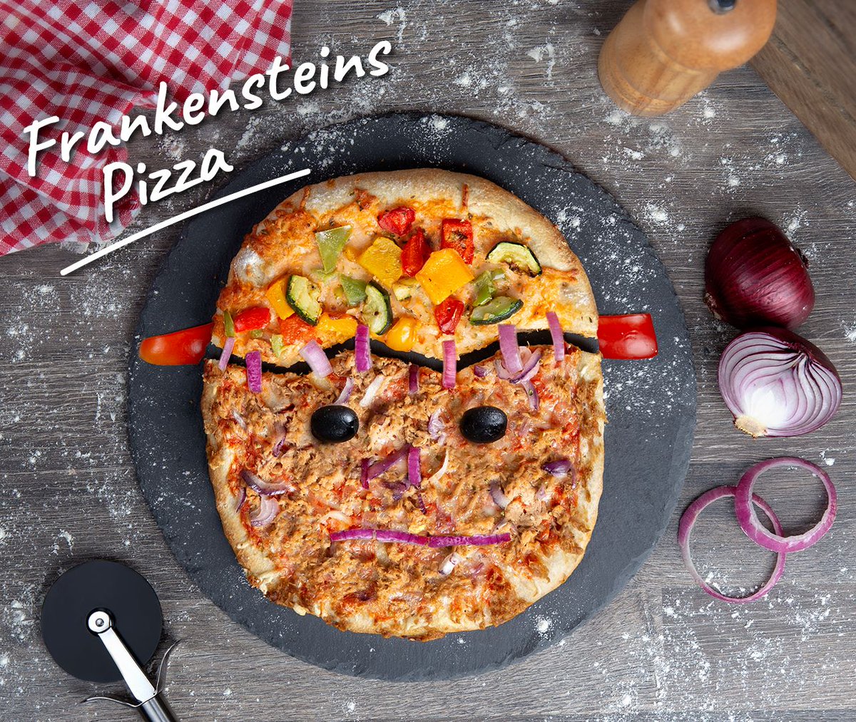DrOetkerPizzaDE's tweet photo. It's Alive!!😱 Happy #Halloween! https://t.co/7S4N5buDm2