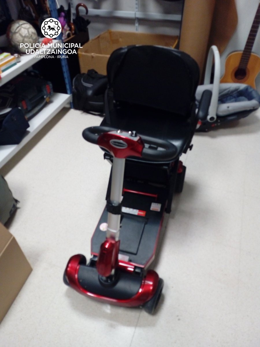 Policia Municipal Udaltzaingoa 092 V Twitter Desde La Primera Semana De Octubre En La Oficina De Objetos Perdidos De Pamplonairunapm Se Encuentra Una Silla Electrica Encontrada En La Zona Del Centro Comercial