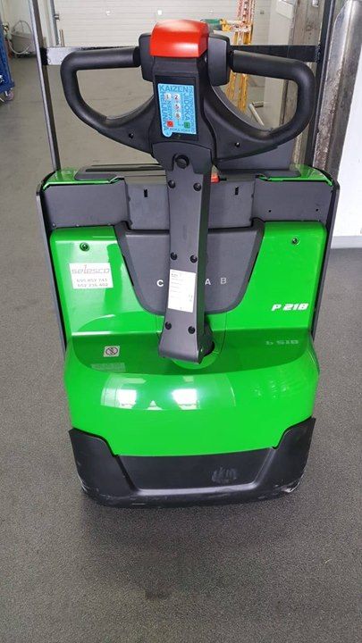 SelescoE's tweet photo. Otra máquina  entregada en Mercamadrid!Gracias a nuestros clientes  por la confianza! https://t.co/J9AQZKaJgs