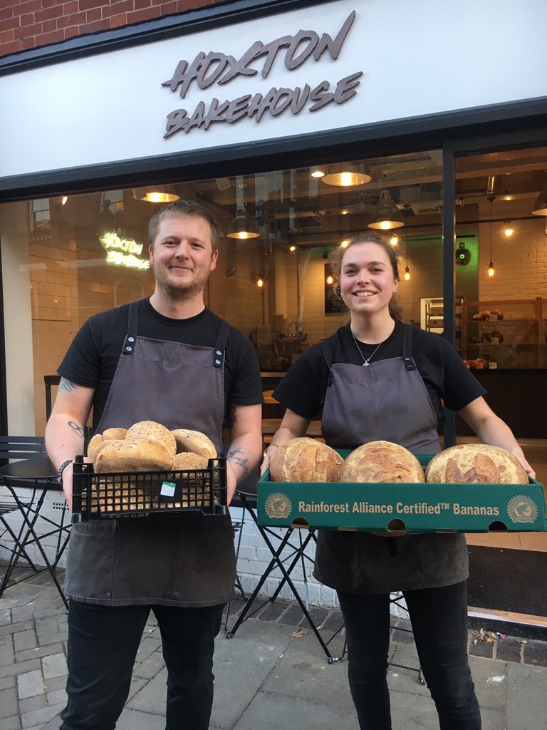 MunchCIC's tweet photo. This is Kate &amp; Tom from @hoxtonbaker in Winchester, they give us their surplus bread so we can help #feedpeopleinneed. Hoxton donate all their surplus bread to local charities in Winchester &amp; Southampton.  Thank you Hoxton, you are true #foodheroes! #feedbelliesnotbins https://t.co/cgrdh9dMsa