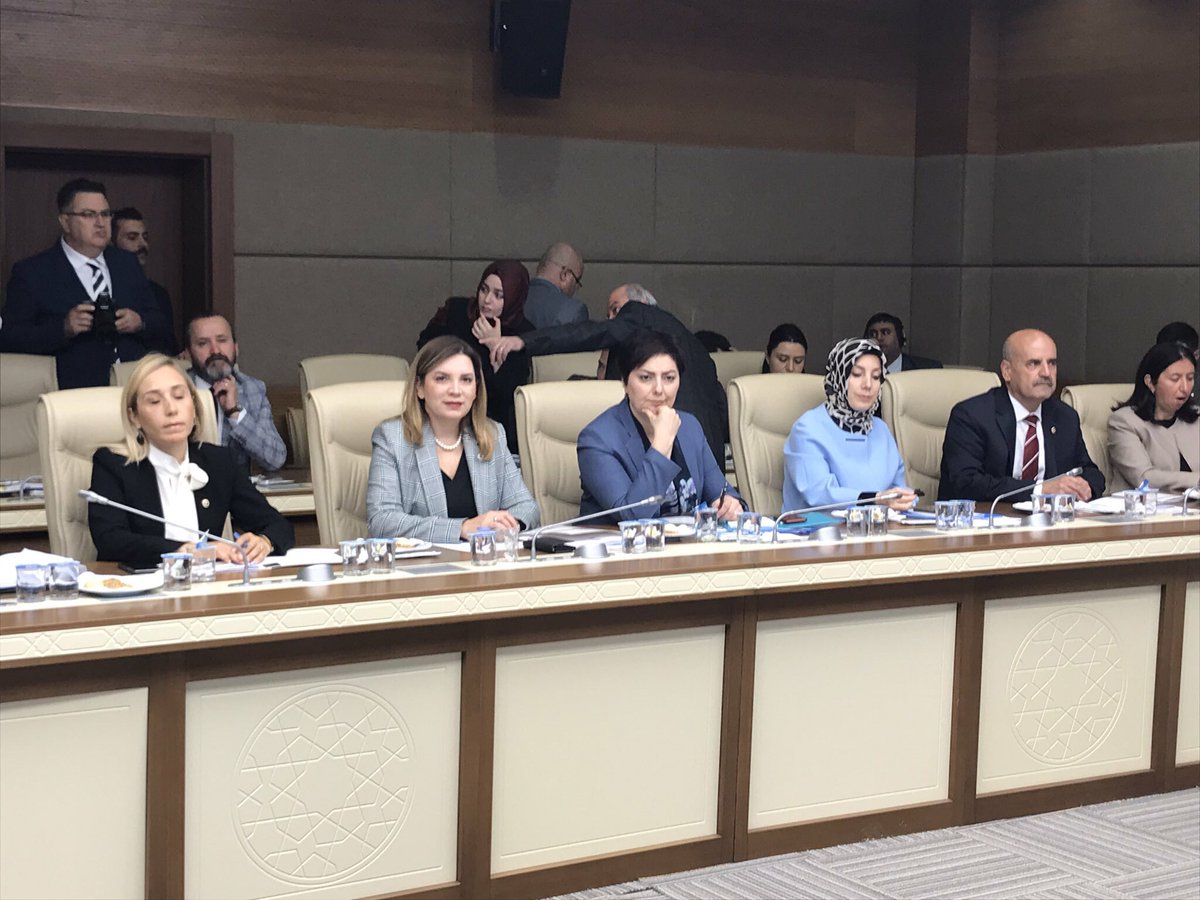 arzuerdemtc's tweet photo. Ankara Milletvekilimiz Sayın Nevin Taşlıçay ile birlikte ��yesi olduğumuz Kadın Erkek Fırsat Eşitliği Komisyonu toplantısına katılım sağladık. https://t.co/tsENZUmxkL