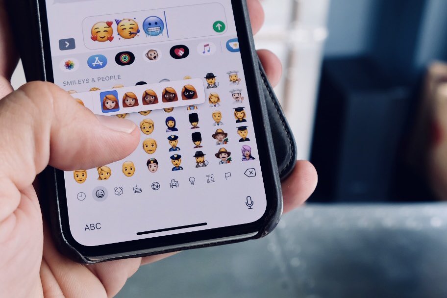 BrentLindeque's tweet image. New iOS... new emojis. Hello Ginger Spice! #iOS1201 #Apple #Ginger