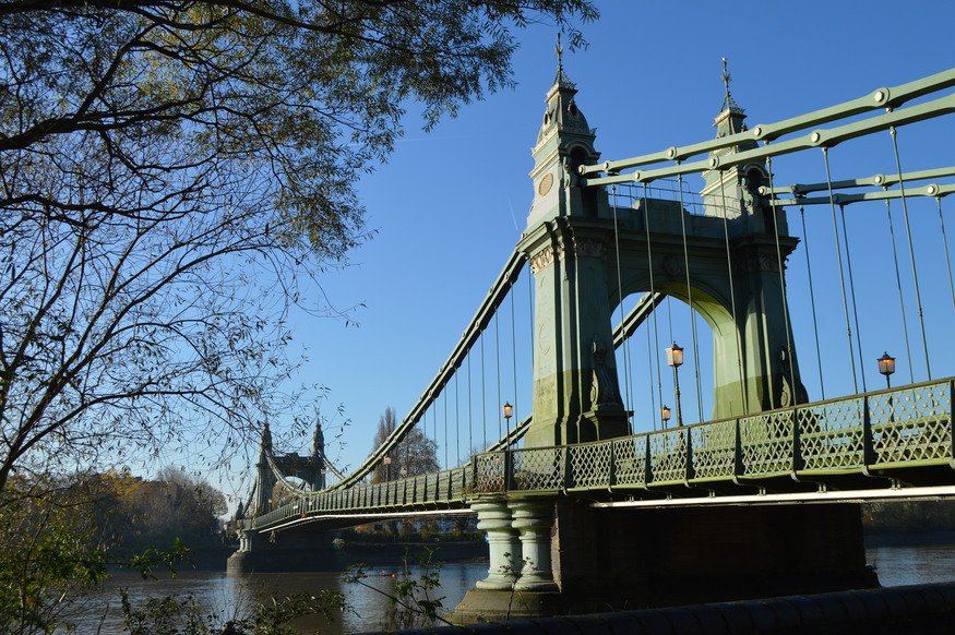 How The Hammersmith &amp; City Line Stations Got Their Names

An uneasy beginning on our etymological tube ride, for nobody is quite sure as to the origins of this place name, first recorded in 1294. 

Read more online londonist.com/london/transpo…