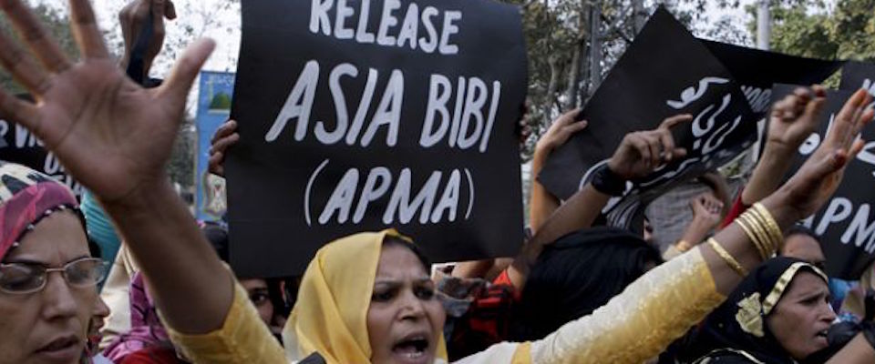SecolodItalia1's tweet photo. Pakistan, sentenza storica: annullata la condanna a morte per Asia che “offese” Maometto https://t.co/A1DBrcxhxl https://t.co/CogyBvcw4e