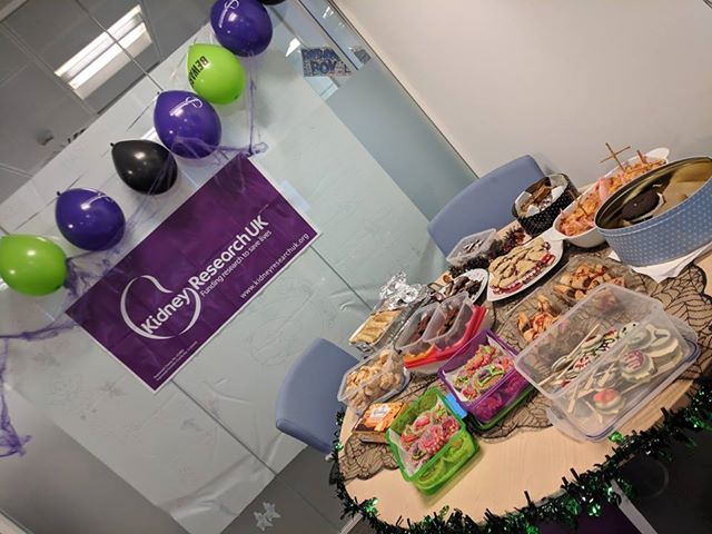 WadeMacDon's tweet photo. Happy Halloween! 🎃 The team at Wade Macdonald whipped up some treats to enjoy today in aid of @Kidney_Research 💜 Here are the results!

#halloween #kidneyresearch #fundraiser #bakesale #frightforgood #food https://t.co/0eyaR6pe2F