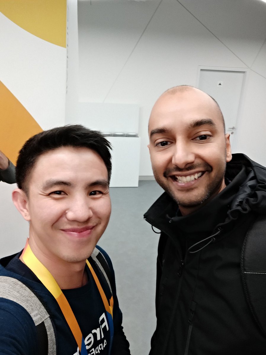 Jirawatee's tweet photo. #MeetFirebase at #FirebaseSummit #BetterTogether https://t.co/0NE3lHhxnd