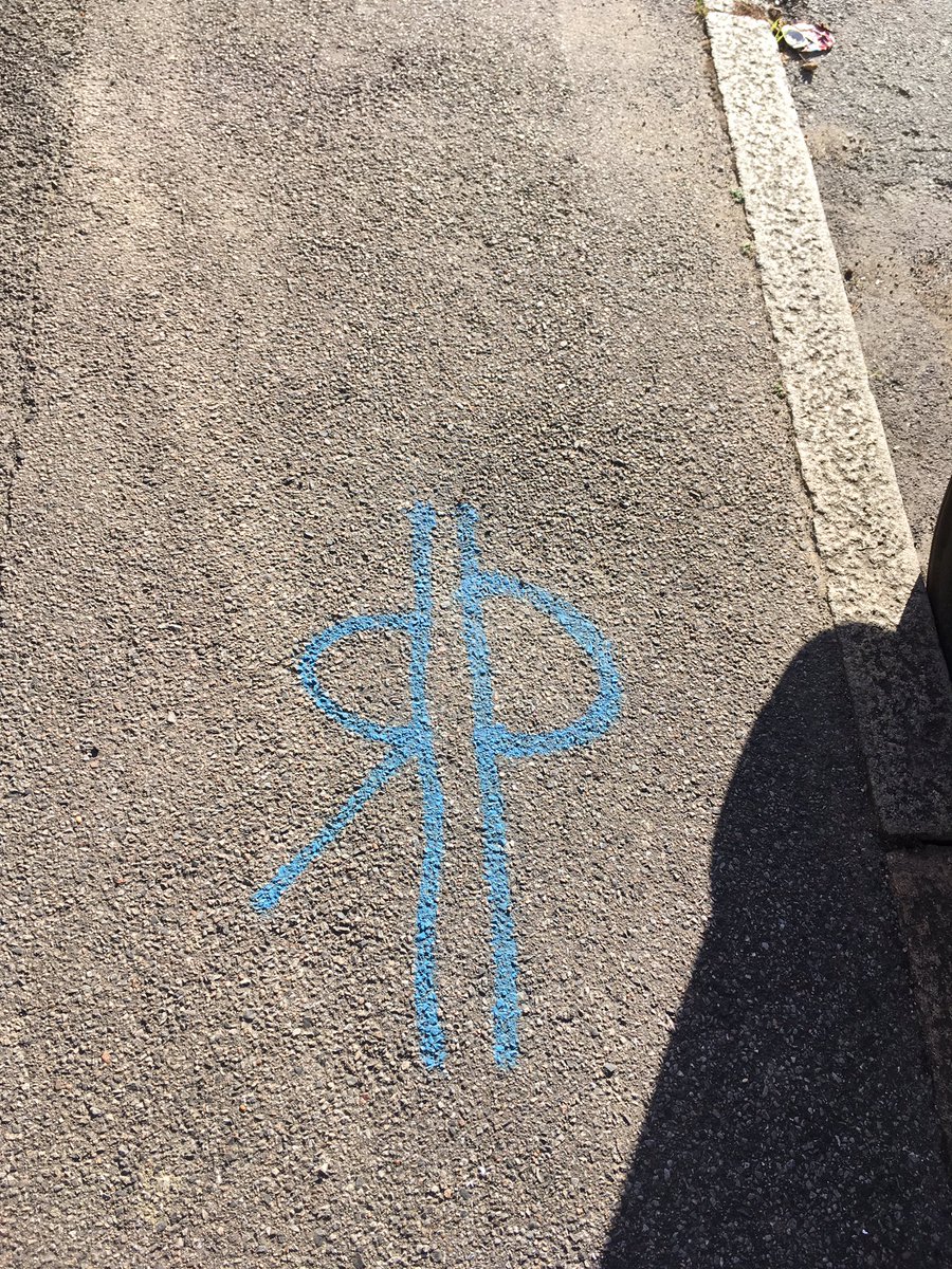 TomJohnson_Art's tweet image. I’m certainly no expert in #Futhorc or in symbols used by optic cable providers, but as I was going for a walk this morning with my daughter in her pushchair, my eye was drawn by what look like spray-painted Anglo-Saxon runes on the pavement!