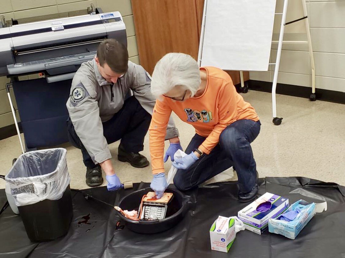 TacticalMedical's tweet photo. Training follow up: 73 teachers & staff at this school are now trained to #StoptheBleed.
#bleedingcontrol #bleedingcontrolkit #traumakit #tourniquet #softtwide #softourniquet #tacmed #schoolsafety #studentsafety #campussafety #beprepared @Tramedic (📸: @SkinnyMedic) https://t.co/8N9yx0MvY7