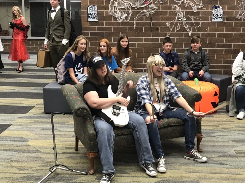 MrGriebel's tweet photo. Happy Halloween, #WHSwizards ! https://t.co/HlQxLLiB7e