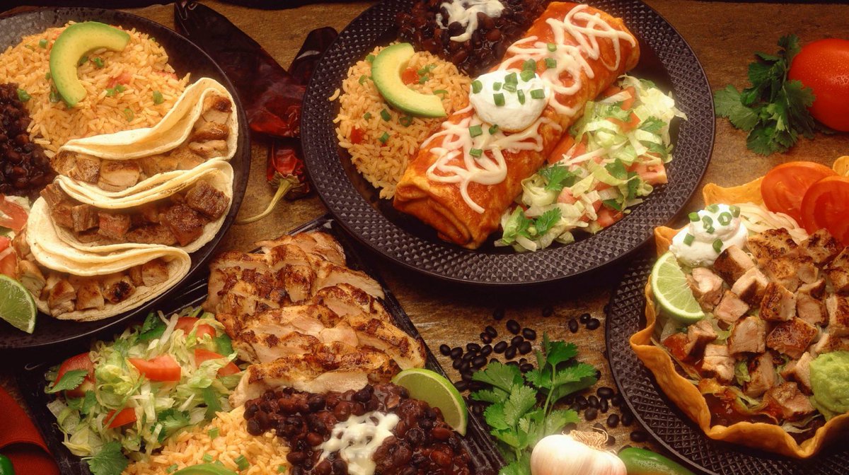 Resturent2's tweet image. Almost the entire urban population starting from kids to the college going students, from vegetarians to non-vegetarians, everyone is fond of fast foods. One just looks out for occasions to make an excuse and bump into a fast food restaurants. 

#FastFood