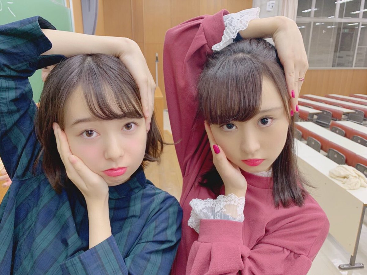 こんばんは！🌙
昨日一昨日と2日連続でミズコンのリハーサルでした🐰❣️
1.2枚目は安定のこっちゃんと😍❤️
3枚目はみうちゃんとキメ顔＆キメポーズで撮りました😏💓
本番まであと3日😢
ネット投票は11月2日までです！
本日も投票よろしくお願いします🙇‍♂️
 misscolle.com/toyoeiwa2018/v…