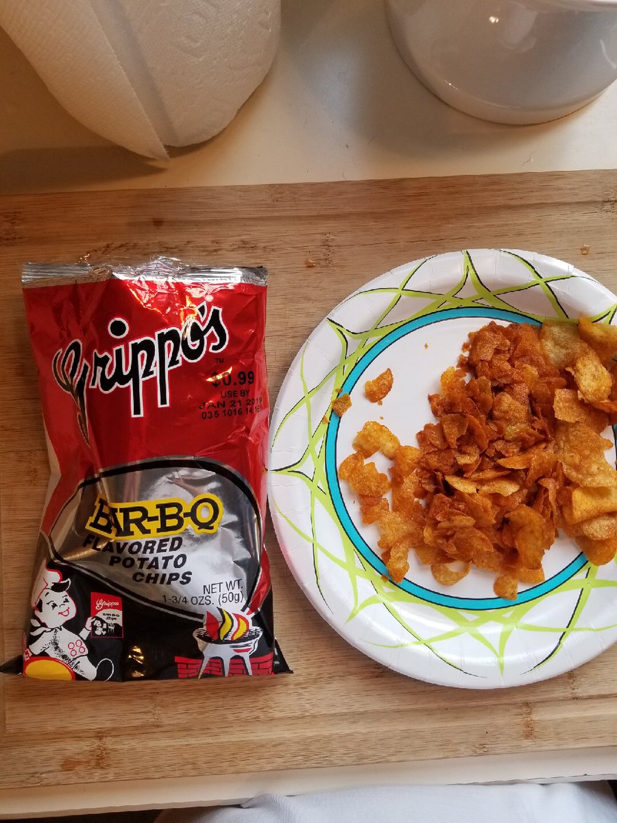 abbymkroth's tweet photo. @GrippoChipCo  we didn’t expect a “full” bag but this is ridiculous! It’s a good thing my husband started his diet today! @JasFraley #gripposfail #bestspicychips https://t.co/x7VemrECeP