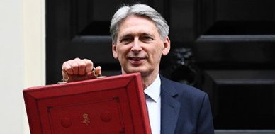 How will #Budget2018 affect you? Read our summary of the key announcements that will impact your personal finances: ow.ly/s1BJ30mqn7q