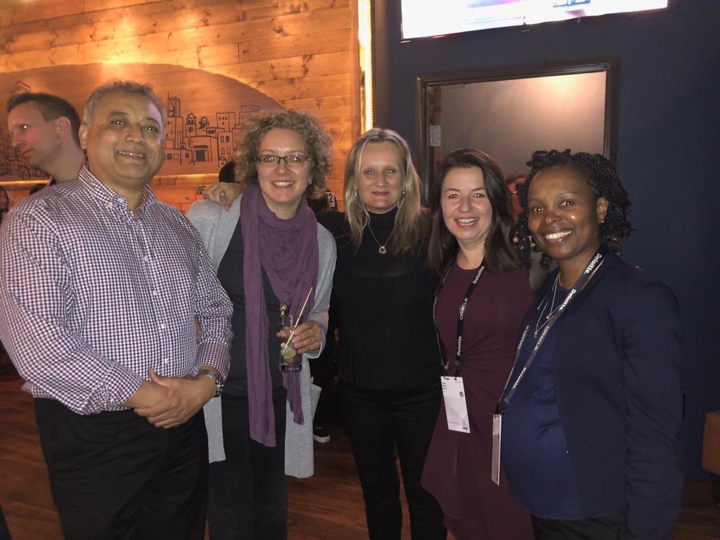 Amazing insights at Oracle OpenWorld last week on how technologies such as #AI #Machinelearning  #analytics #mobileApps are shaping the world of Marketing. Awesome time too with Marketing colleagues #OOW18  #marketing #learning @amandajobbins @ThayaTwitt @LydiaPilkington