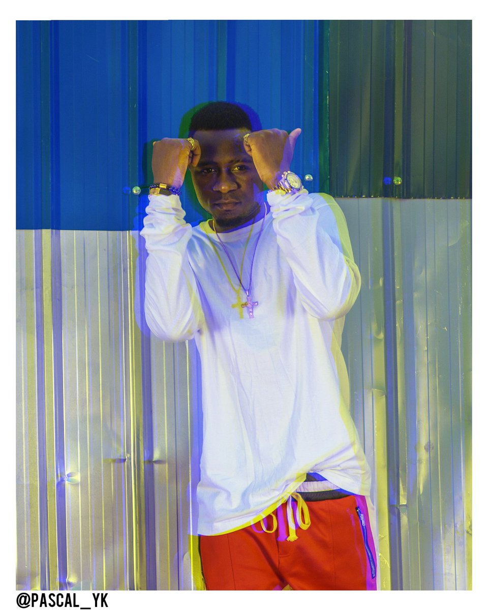 PASCAL_YK's tweet photo. Man get for broke na some store or ha?
Man get for ton na twa man or ha?
Man get fo nack na some man or ha?
Man get fo enter na man yi
house??????? ๐ค
#CheckSense2 ๐https://t.co/ykvHg7gvhp
๐ธ ๐ @philippe_lontsi https://t.co/VFY5EA4FL0