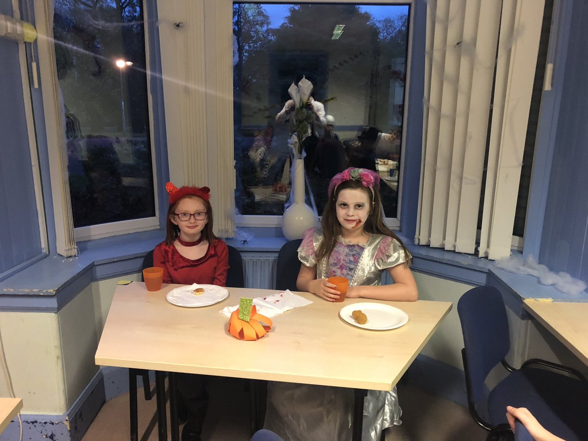 EACarers's tweet photo. A few camera shy Young Carers in the second photo! 
Last nights group at their Halloween Party. All the costumes were spooktacular! 🧟‍♂️🧟‍♀️🧛🏻‍♂️🧛🏻‍♀️ https://t.co/uOHGJAa1ui
