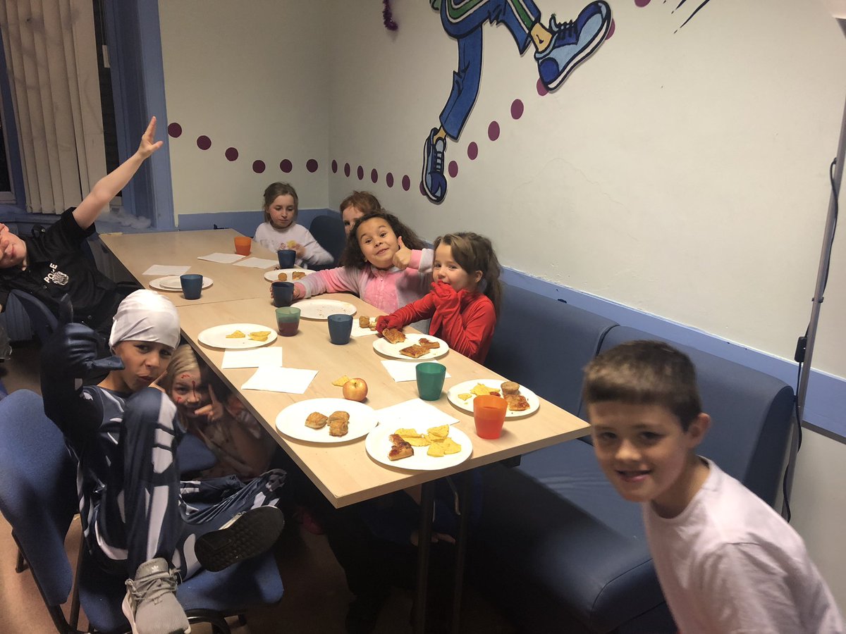 EACarers's tweet photo. A few camera shy Young Carers in the second photo! 
Last nights group at their Halloween Party. All the costumes were spooktacular! 🧟‍♂️🧟‍♀️🧛🏻‍♂️🧛🏻‍♀️ https://t.co/uOHGJAa1ui