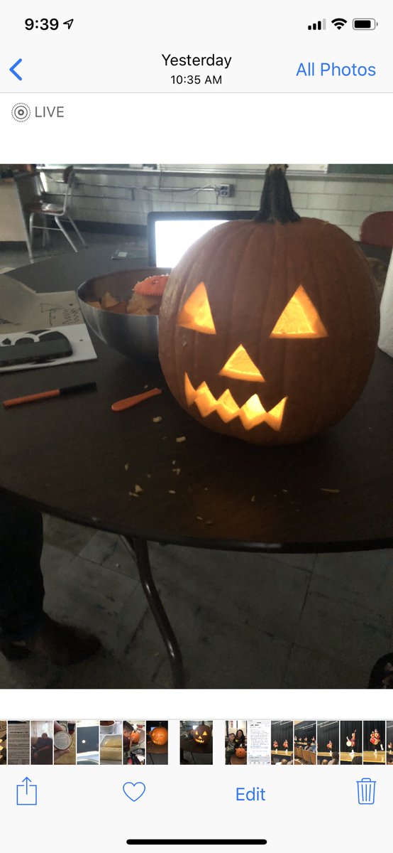 ESLisfun2day's tweet photo. Writing how to’s and carving pumpkins (for some of my ELLs this is their first time EVER!) @FairbornSkyhawk @Fairborn4th5th https://t.co/hTwDjU4zyH