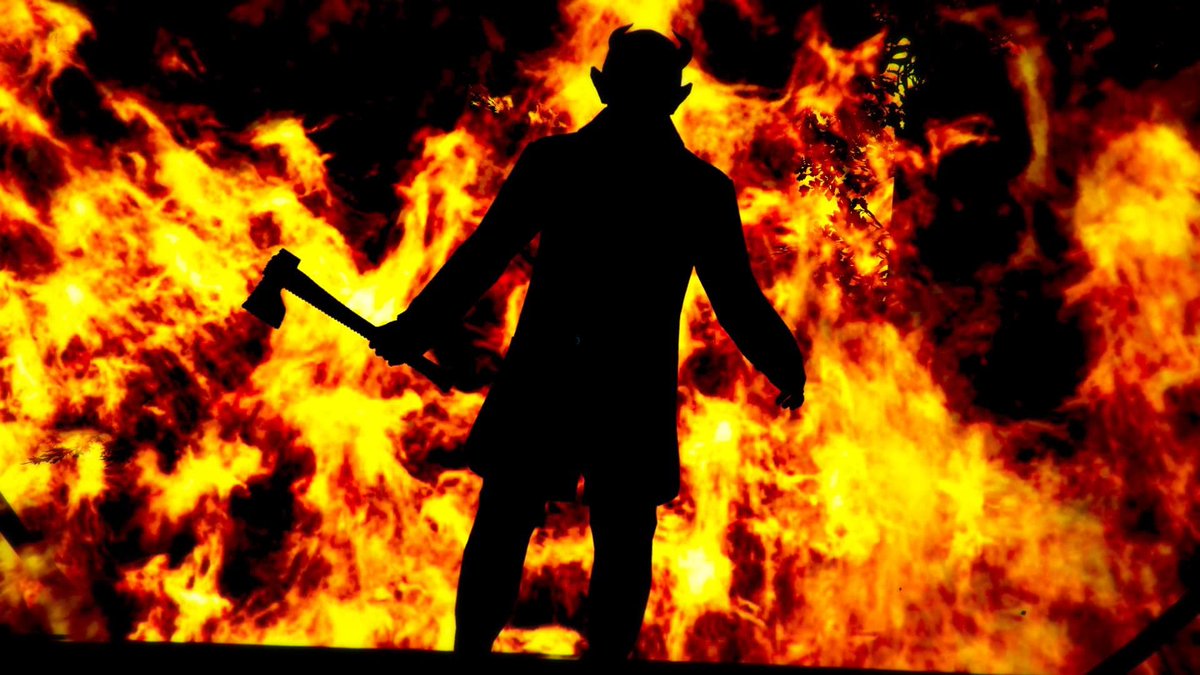 • The Devil says: Happy Halloween to everyone! •
                                   😈

#GTAOnline | #RockstarGames | #Snapmatic    
#TMGT | #SnapmaticArt | #GANGSTANCE
#SecretShadowz | #TheLowlyGentelmen 
#Halloween2018 | #Halloween