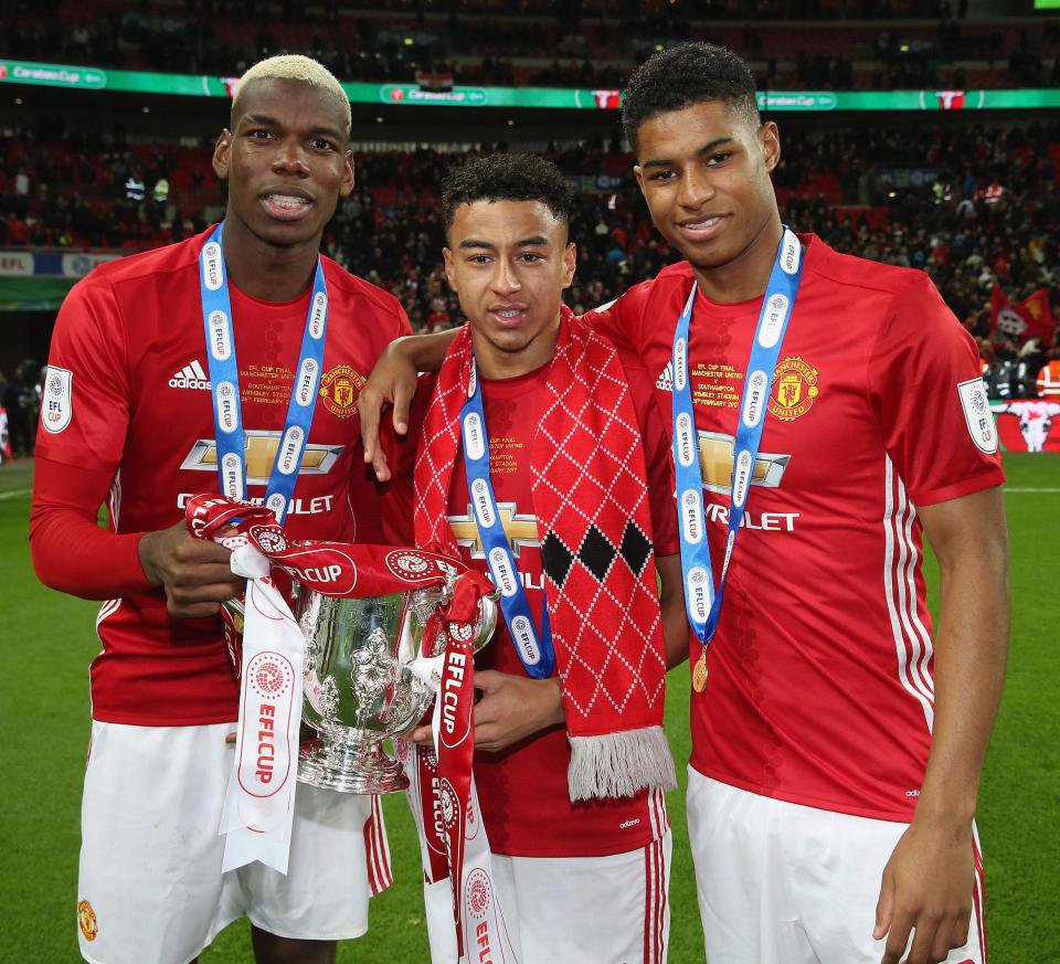 🏆👏 Trophies won in the last 15 years...

- Rashford: 4

- Liverpool: 3

He made his debut in 2015!

Happy 21st Birthday to Marcus Rashford.

#MUFC