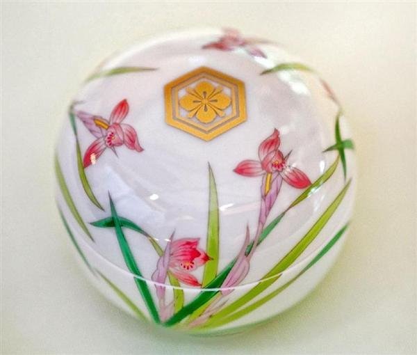 高円宮絢子さま典子様結婚のボンボニエール2点 高円宮絢子様ボンボ