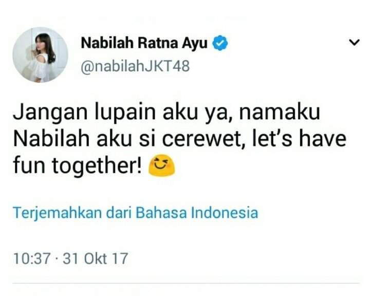 Nabilaholic_INA's tweet photo. Satu tahun yang lalu 🙈 https://t.co/4AmN5LlO6S