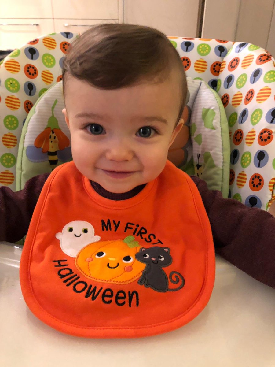 C_K_3's tweet photo. Happy 1st Halloween to our little Minnie Mouse! @allierachelle3 #SophieGrace #WayToCute https://t.co/y1bniEtsvB