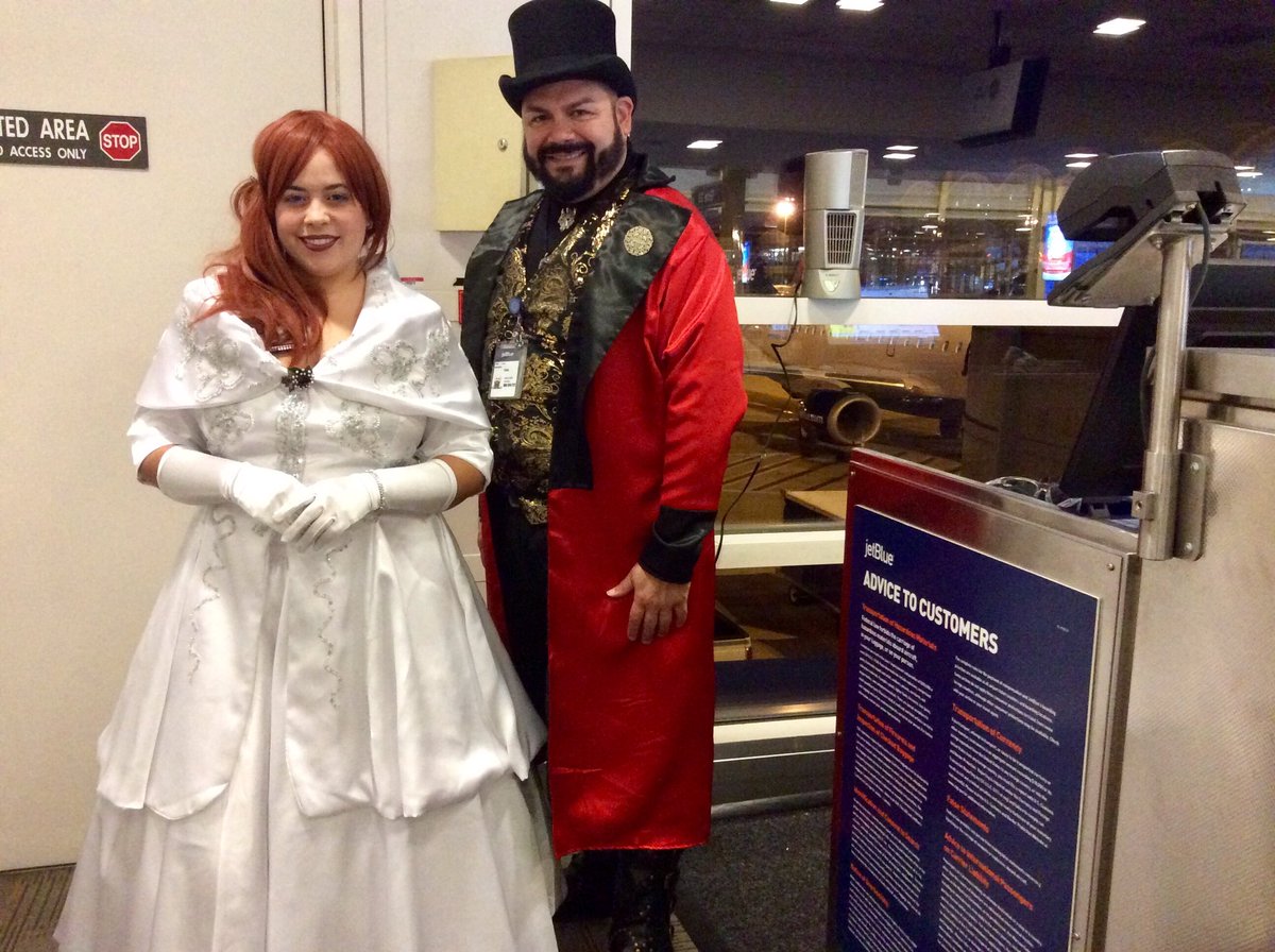 Marilyn_Res's tweet photo. Jenny Lind and P.T. Barnum working the @JetBlue gate to San Juan this morning at @Reagan_Airport . #HappyHalloween #JetBoo 👻🎃 https://t.co/ZZafwX7Mw9