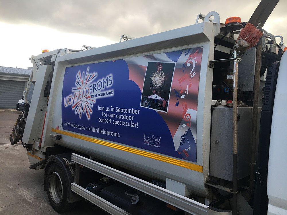 SpedianUK's tweet photo. Latest from our #blog |
#Councils push commercial #waste service to boost budgets
How Spedian helps councils across the UK to turn #binlorries into โmoving billboardsโ to spread their messages
https://t.co/PS1YdoVGd8
#automotive #transport
#graphics #truck #TwitterCarClub https://t.co/eKOEBoRD7l