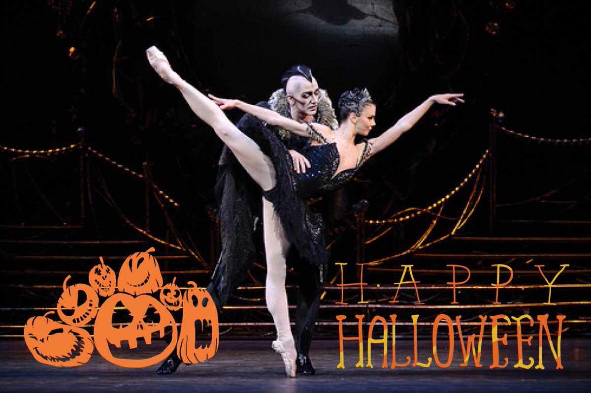 LGA_Ballet's tweet photo. Happy Halloween 🎃 #thelisagilbertacademy #halloween #danceschool #eastlondon #bethnalgreen #bow #towerhamlets https://t.co/ZGgFgpiXwZ