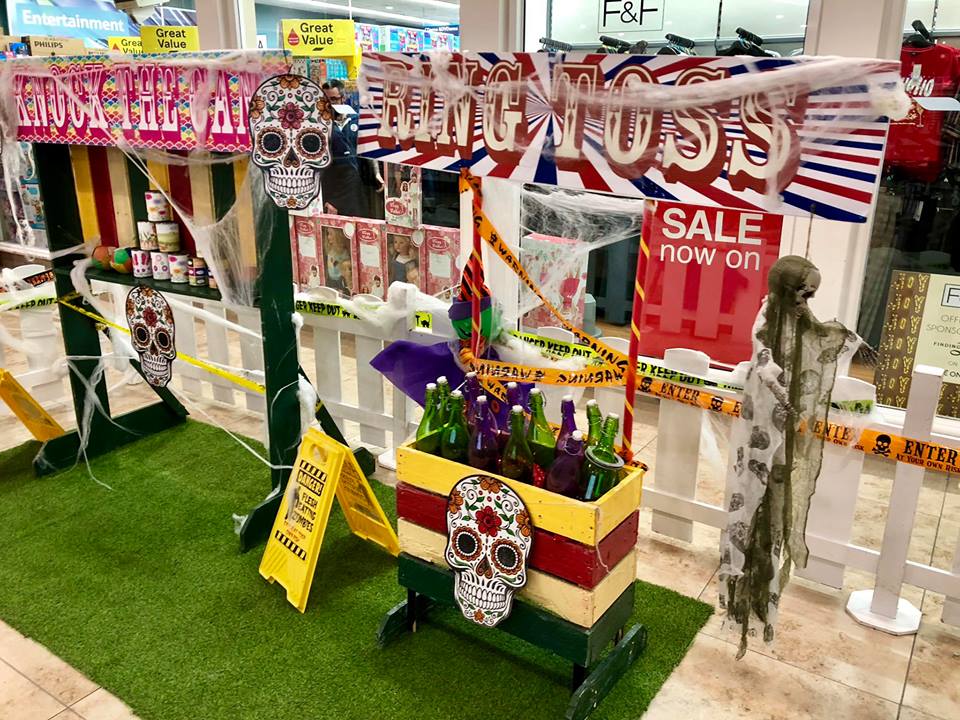 GalwaySC's tweet photo. Join us @GalwaySC from 12-3pm for some #Halloween entertainment and lots and lots of fun with @BrandRocketIRE 👻💀🍬🍬
#LoveGalwaySC #brandrocket https://t.co/Vz0KAzCrrk