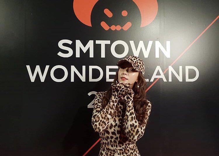 ศิลปิน SM จัดเต็มชุดแฟนซีฉลองวันฮาโลวีนในปาร์ตี้ SM TOWN WONDERLAND