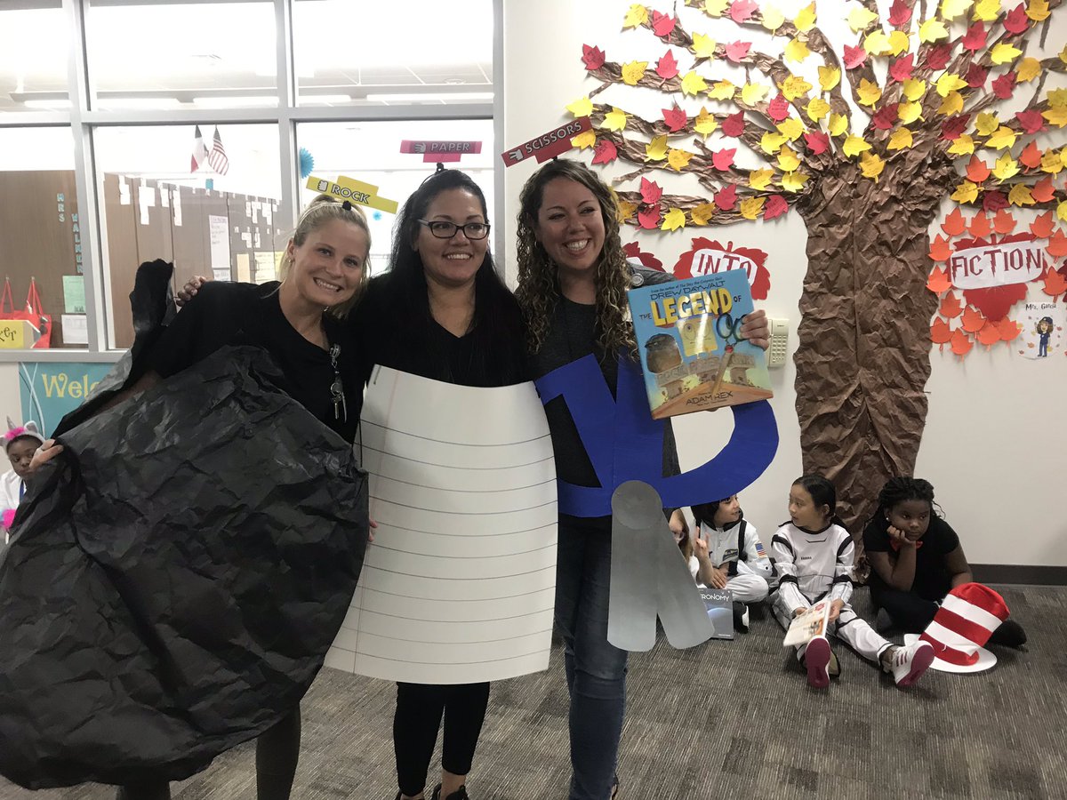 Loving Book Character Day today! <a href="/WoodardCFISD/">Woodard Elementary</a> <a href="/11greenwave/">Roy Garcia</a> #CFISDSpirit #readersforlife