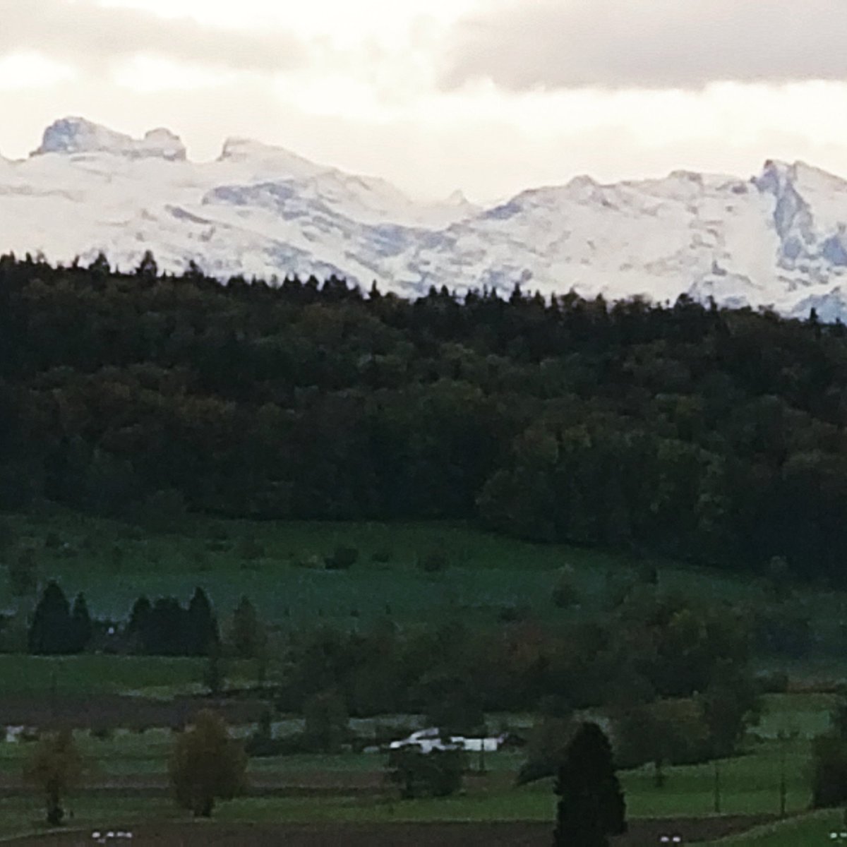 The view from my bedroom. It snowed last night up in the mountains❄😍🙂