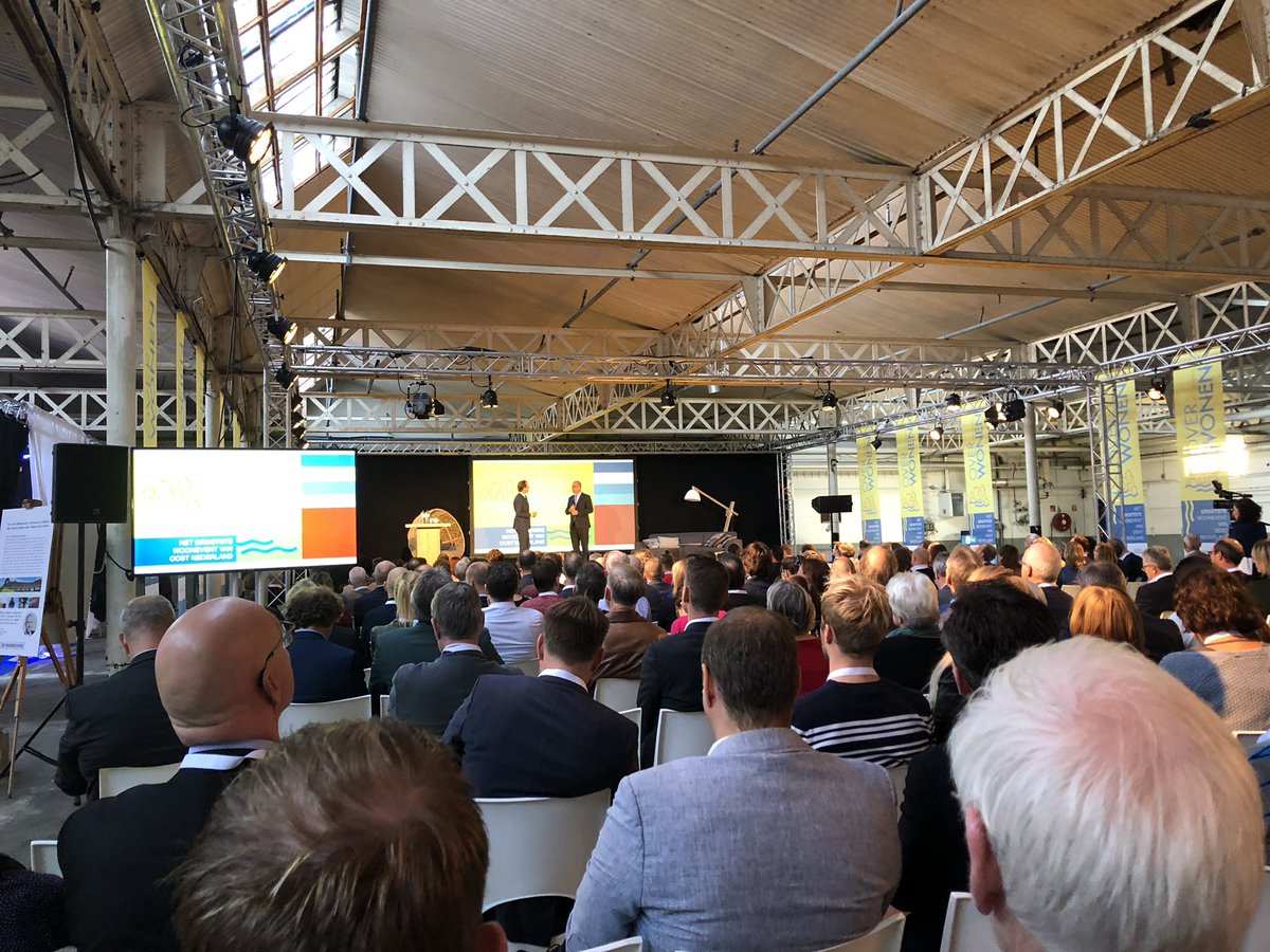 PvHtweets's tweet photo. Mooie opkomst @overwonen #woonevent van @gelderland en @ProvOverijssel @indie_almelo https://t.co/SD7wpvnjeo
