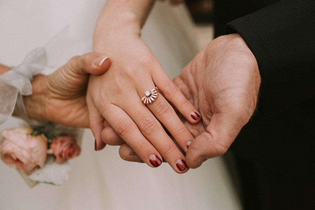 wedvideoaward's tweet photo. Our Favorite Fall Nail Polishes for Fall Weddings https://t.co/mzaULsnN66 https://t.co/iW0Xsyrx4v
More: https://t.co/9m1JKh8md8 https://t.co/g880XaexRl