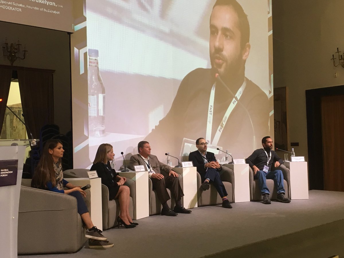 SmartGateVC's tweet image. SmartGateVC partner @hambardzum_k at Global Innovation Forum in #Yerevan on raising smart money. #FutureIsTech